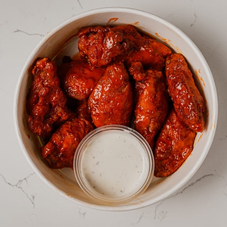 Garlic Buffalo Wings: A Flavorful Delight